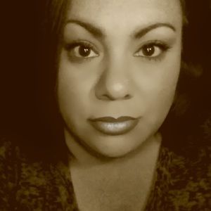 Meet your Posher, Janelle